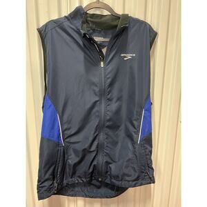 Brooks Men’s Size XL Shelter Technology L210247 Lightweight Running Vest